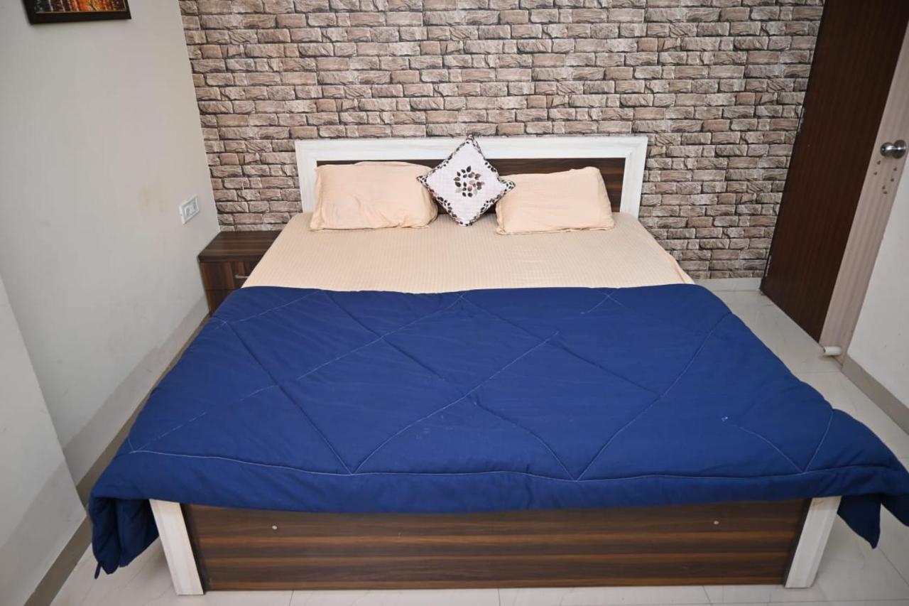 Staeg Heart Of City 2Bhk - 201 インドール エクステリア 写真