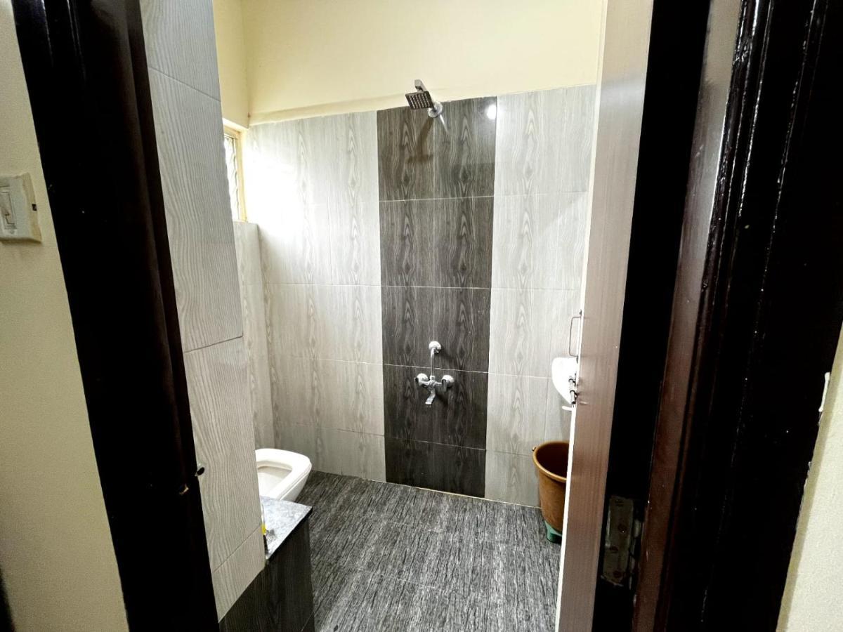 Staeg Heart Of City 2Bhk - 201 インドール エクステリア 写真