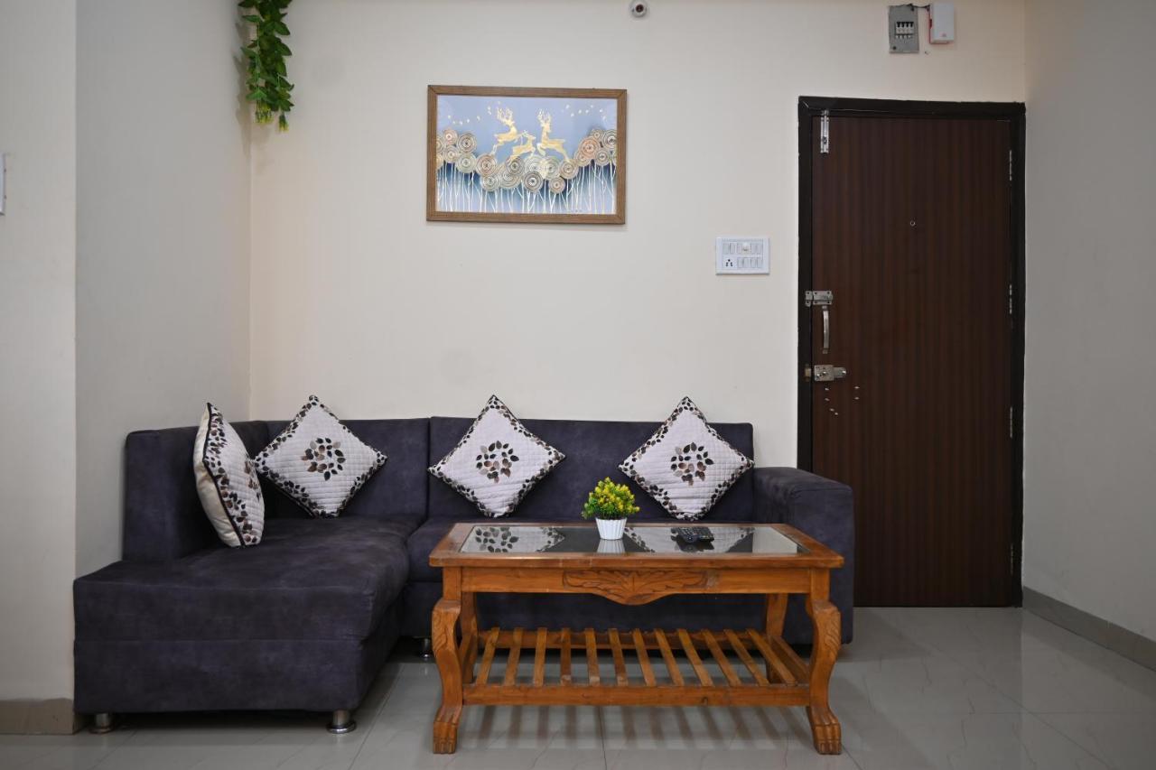 Staeg Heart Of City 2Bhk - 201 インドール エクステリア 写真